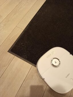 image client 2 Aspirateur Robot Laveur Autonome Eureka J12 Ultra