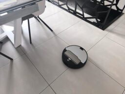 image client 2 Aspirateur Robot Laveur Roborock Saros Z70