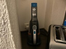 image client 3 Aspirateur sans fil BLACK+DECKER BHHV520BF QW