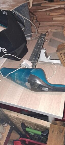 image client 3 Aspirateur À Main Black+Decker Dustbuster WDC215WA QW