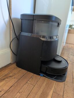 image client 3 Aspirateur Robot Laveur Ecovacs T30 Omni