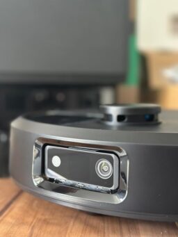 image client 3 Aspirateur Robot Laveur Irobot Roomba Plus 505 Combo AutoWash Dock
