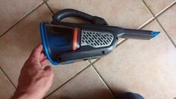 image client 4 Aspirateur sans fil BLACK+DECKER BHHV520BF QW