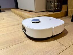 image client 4 Aspirateur Robot Eureka J15 Pro Ultra WH