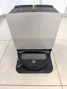 image client 4 Aspirateur Robot Laveur Roborock Saros Z70