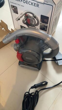 image client 5 Aspirateur Voiture BLACK+DECKER PD1200AV XJ