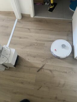 image client 5 Robot Aspirateur Laveur Roborock Q7 L5+ Weiß