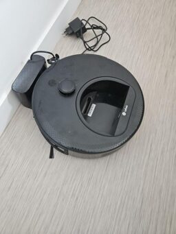 image client 6 Robot Aspirateur Laveur Lefant M1