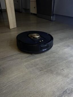 image client 6 Robot Aspirateur Laveur Vexilar Cleanova W9