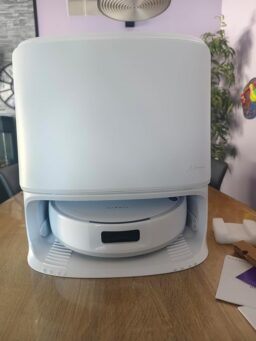image client 8 Robot Aspirateur Laveur NARWAL Freo Z10 Pro