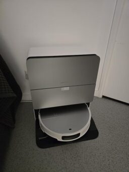 image client 8 Robot Aspirateur Laveur Roborock Saros 20