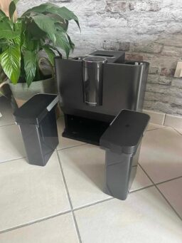 image client 9 Robot Aspirateur Laveur Eureka J20 Serpillière À Chenille