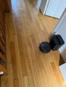 image client 9 Robot Aspirateur Laveur Irobot Roomba Mini Base Autoempty