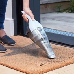 Image du fabricant 2 du Aspirateur main BLACK+DECKER violet