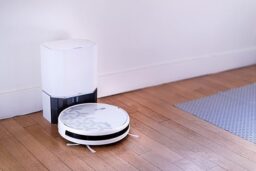 Image du fabricant 2 du EZICLEAN Robot aspirateur connecté blanc