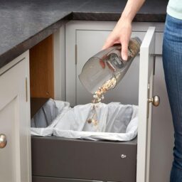 Image du fabricant 9 du Aspirateur main Black+Decker Dustbuster